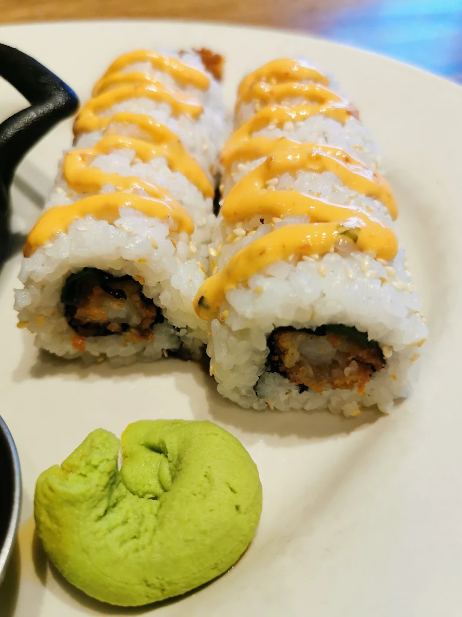 Dynamite Roll, Browns Socialhouse Ridgecrest