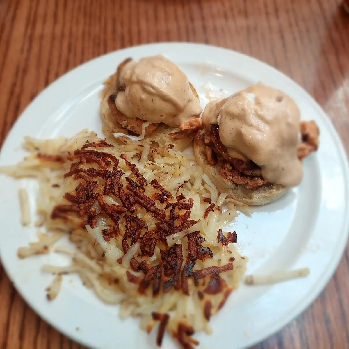 Eggs Benedict with Hash Browns