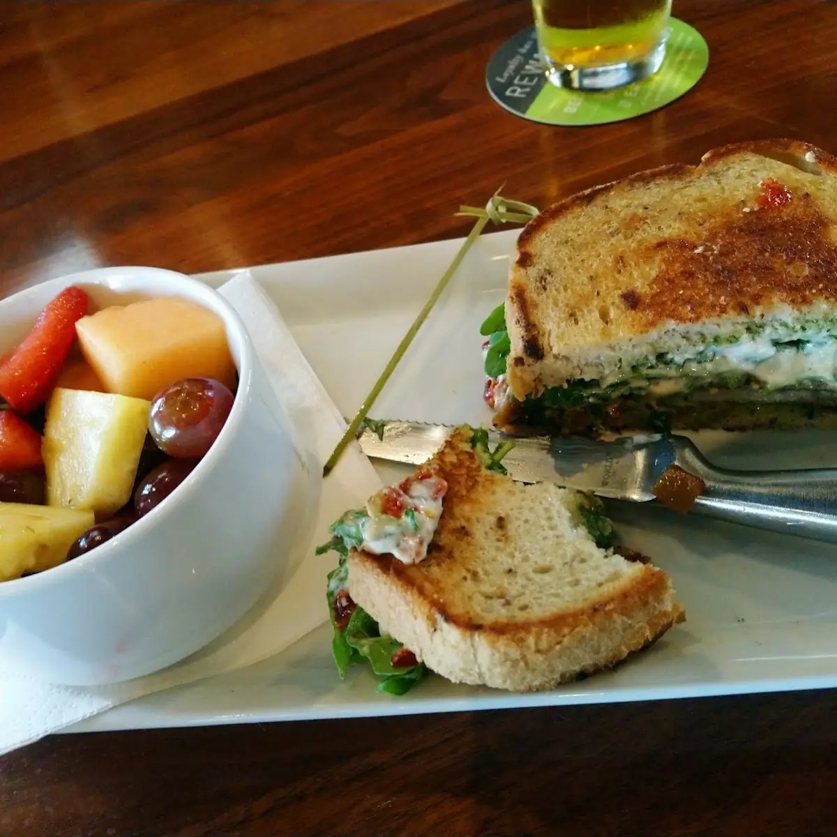 Portabello Sandwich w Fruit Cup