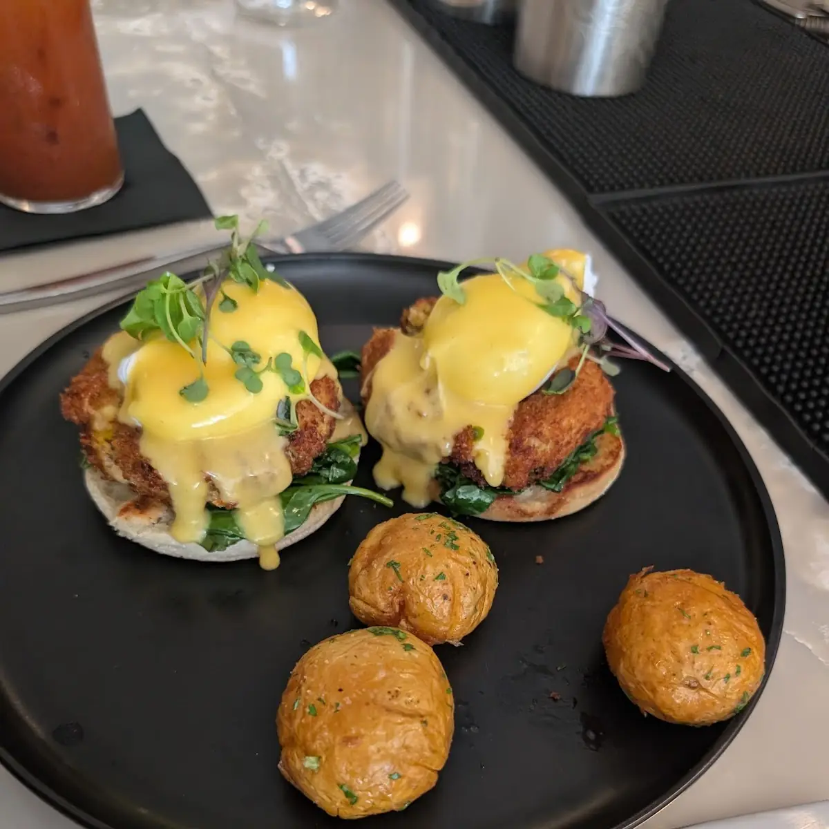 Eggs Benedict