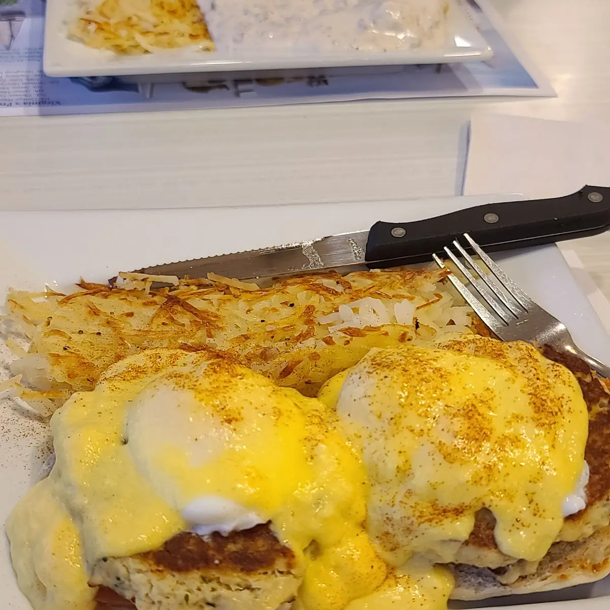 Crabcake Eggs Benedict