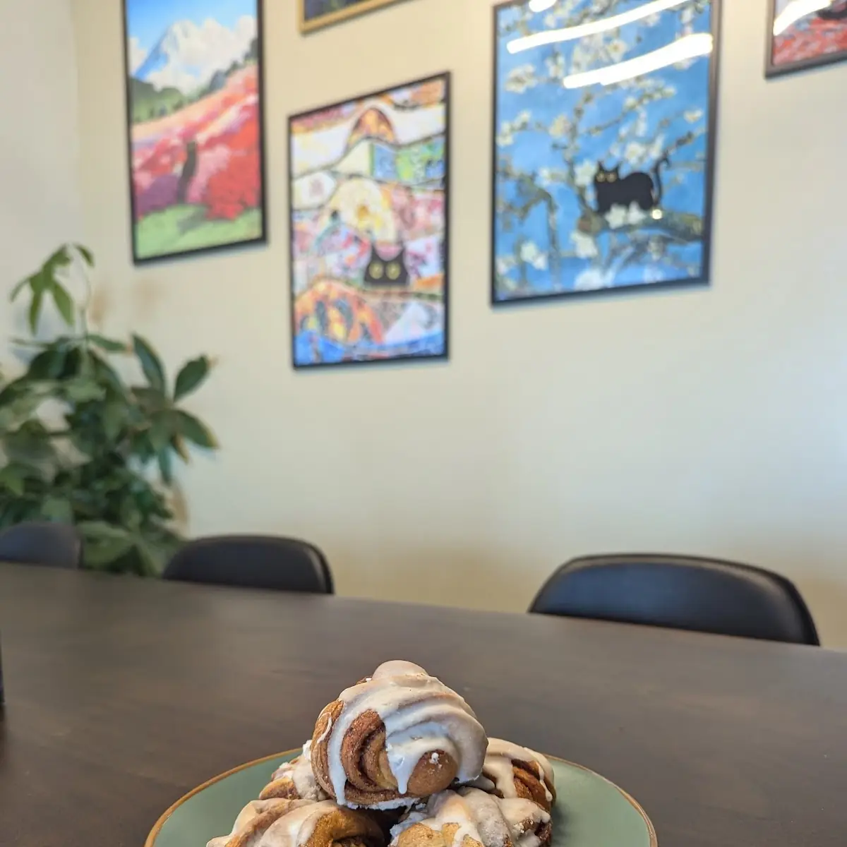 Cinnamon Knots