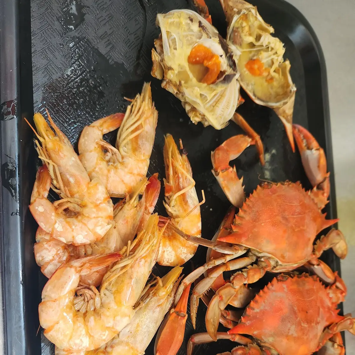 Shrimp & 2 Blue Crabs