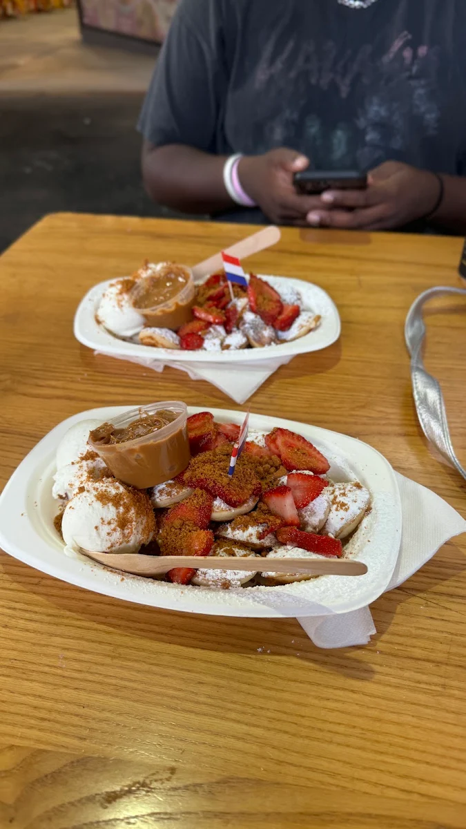 Highlights, Dutch Poffertjes