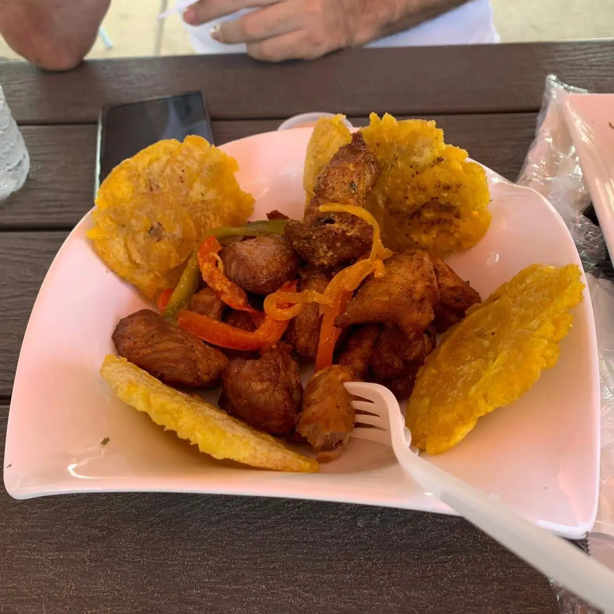 Tostones Con Carne Frita