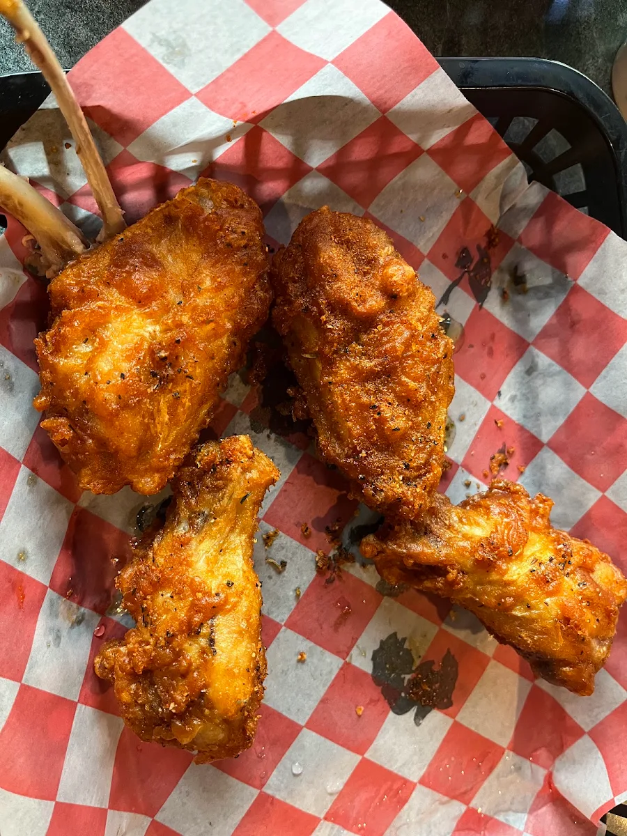 House Dry Rub Wings