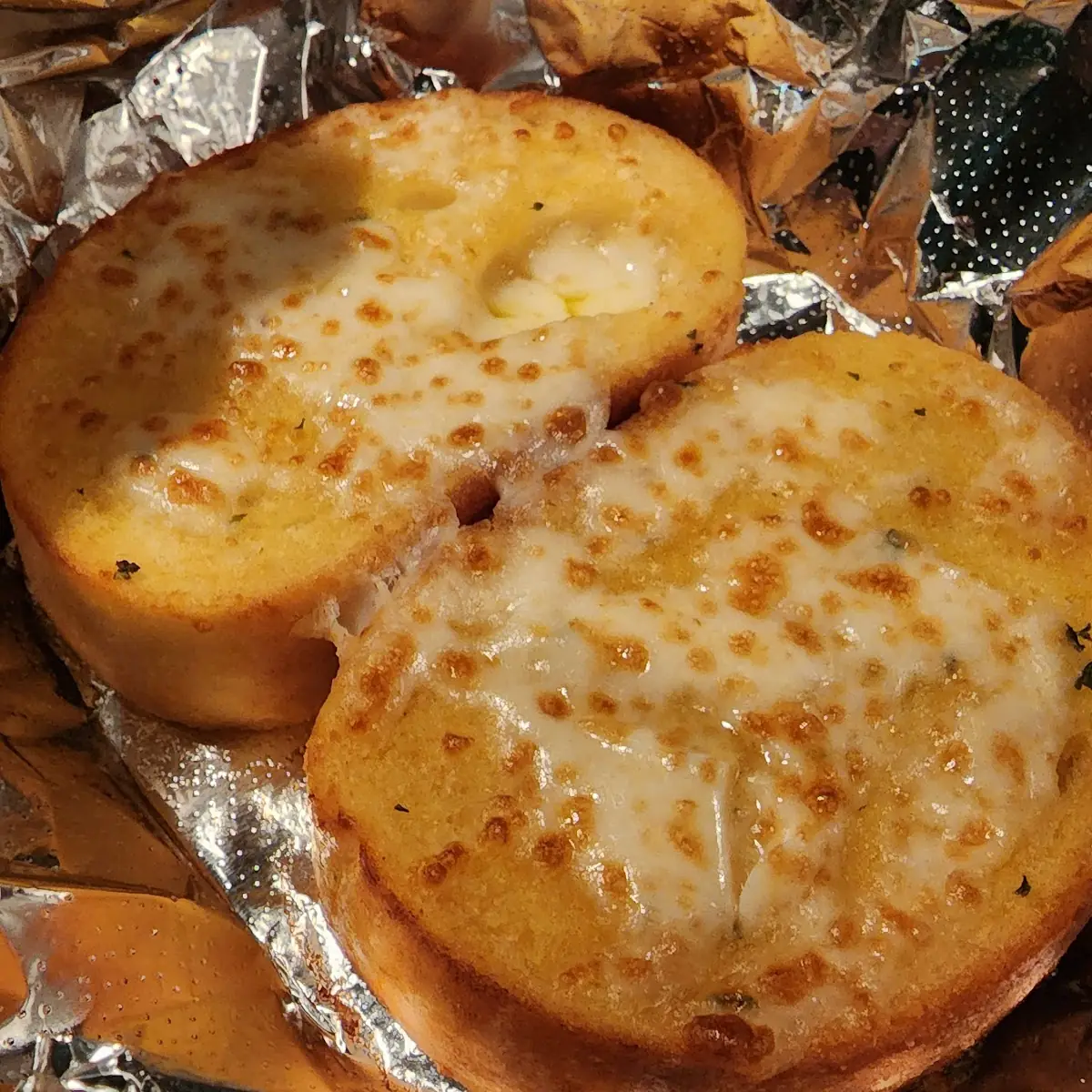 Garlic Bread with Mozzarella