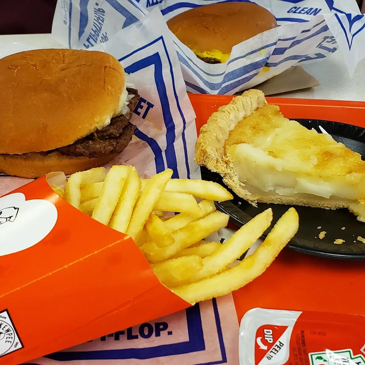 Double Cheeseburger w Fries & Apple Pie