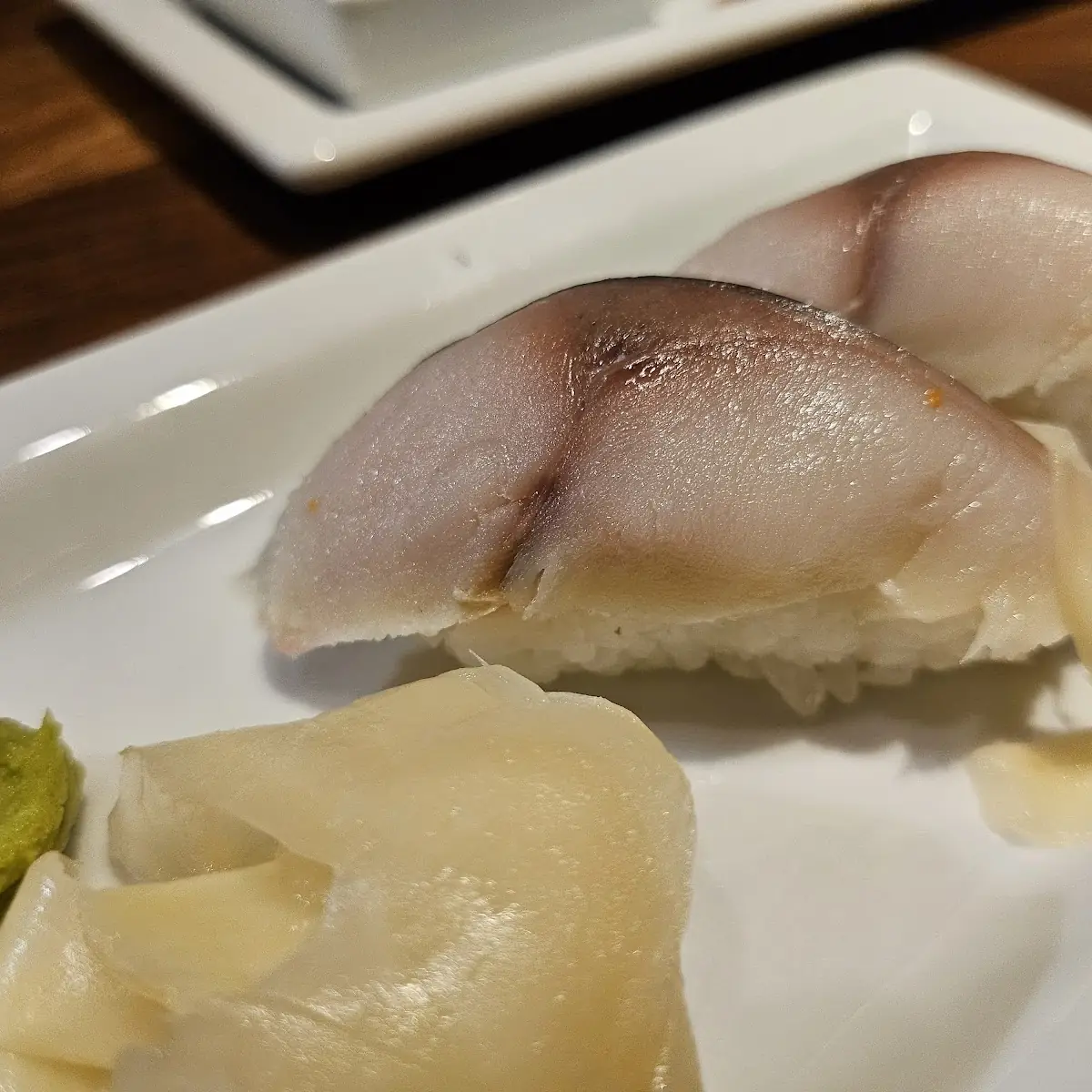 Hamachi Nigiri