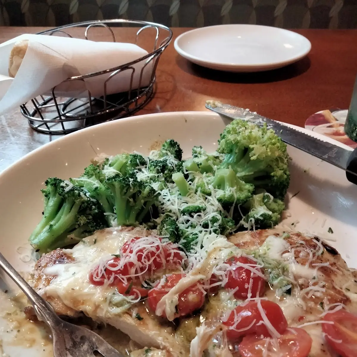Grilled Chicken Margherita