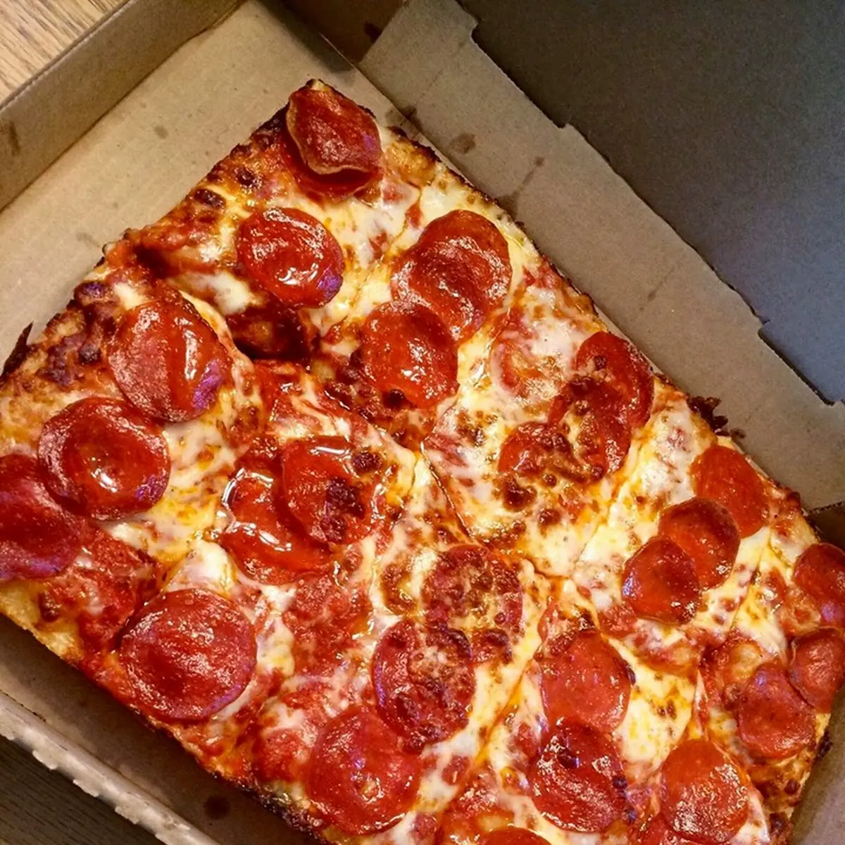 Detroit Style Deep Dish