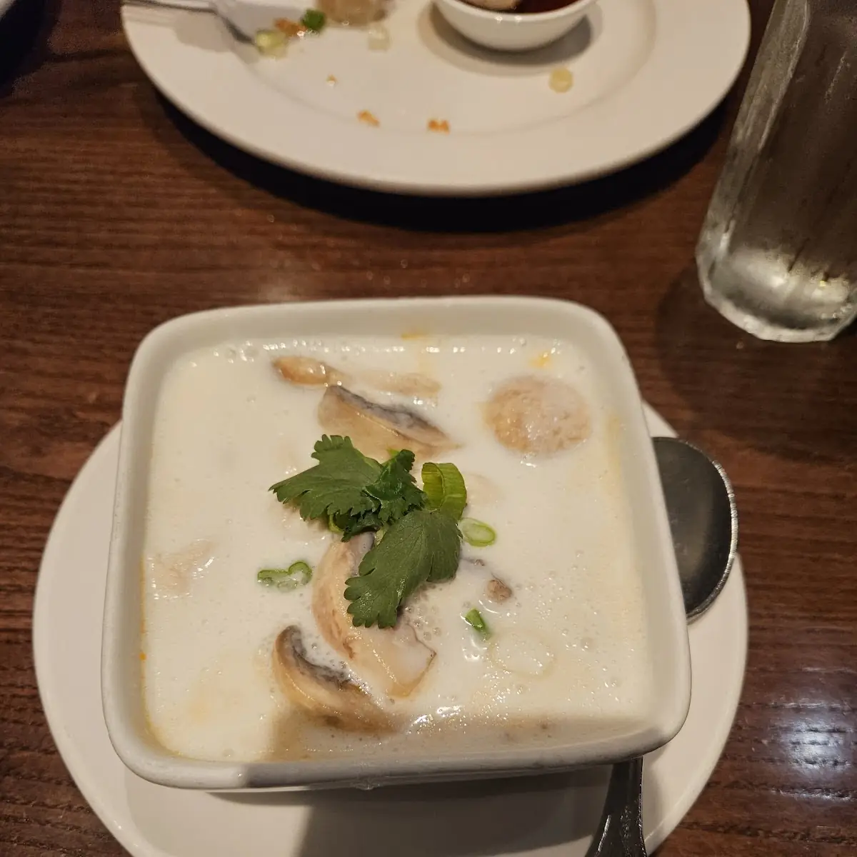 Tom Kha