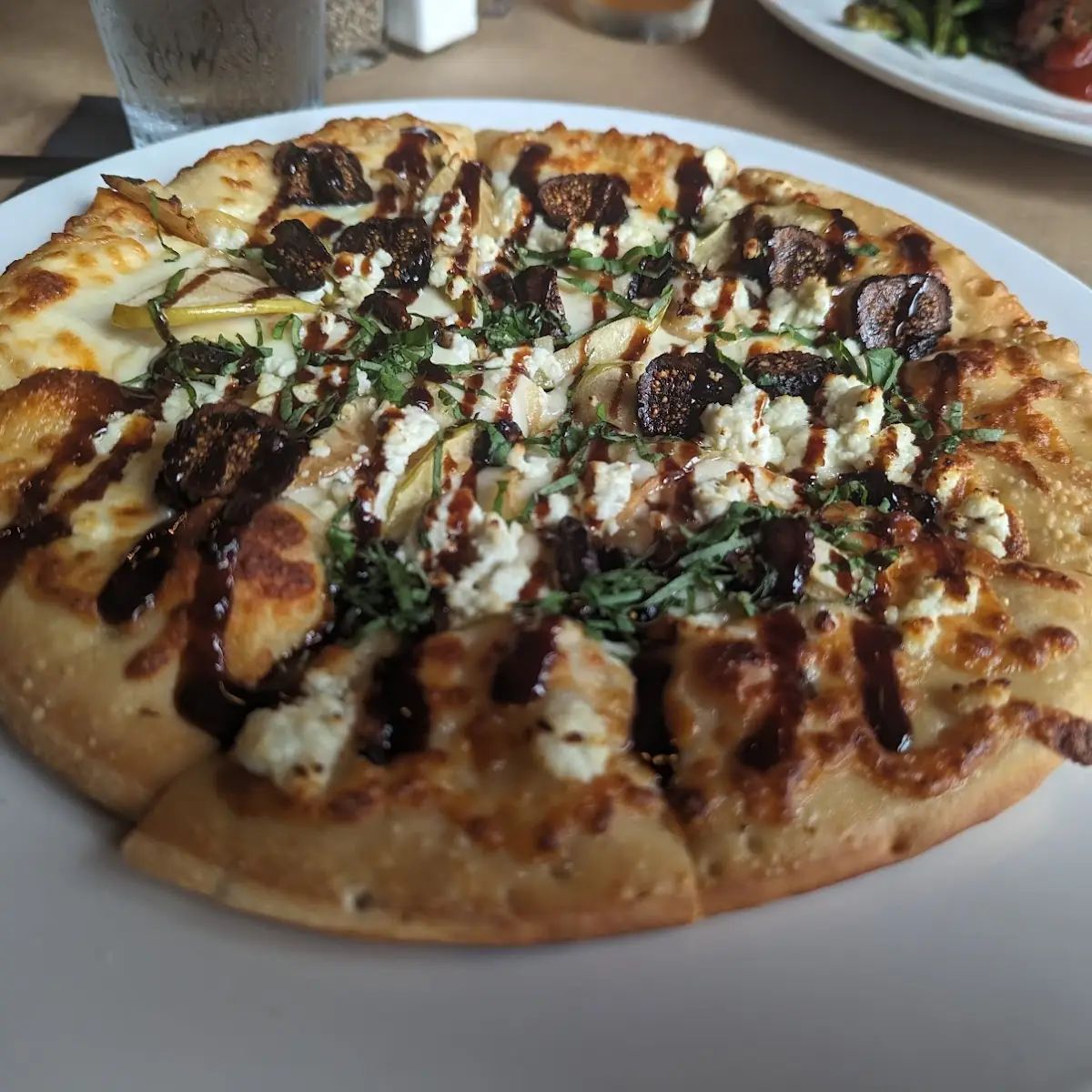 Apple & Fig Pizza