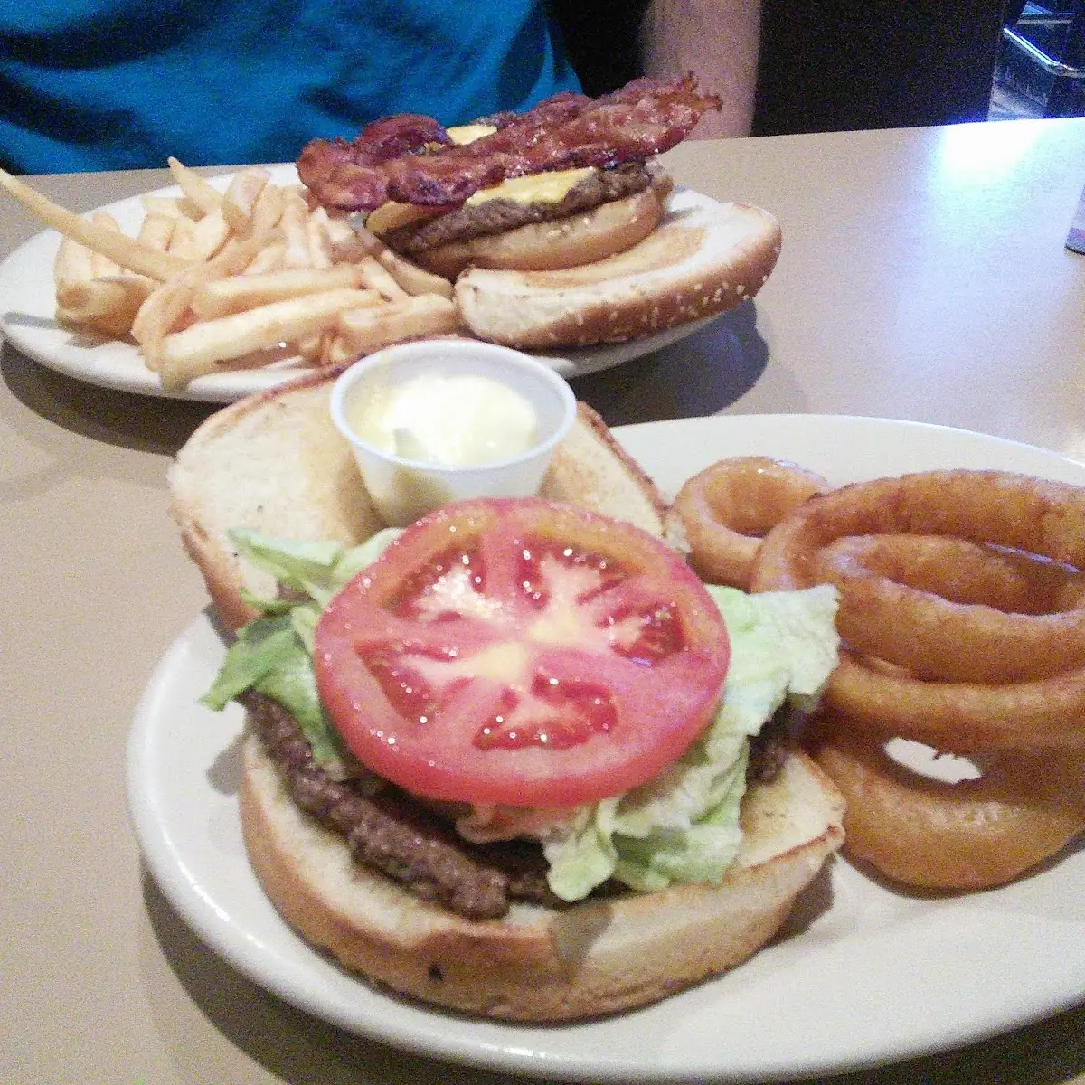 Hamburger with Lettuce Tomato & Mayo Onion Rings