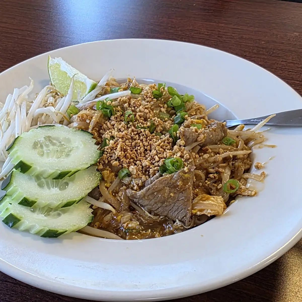 Beef Pad Thai