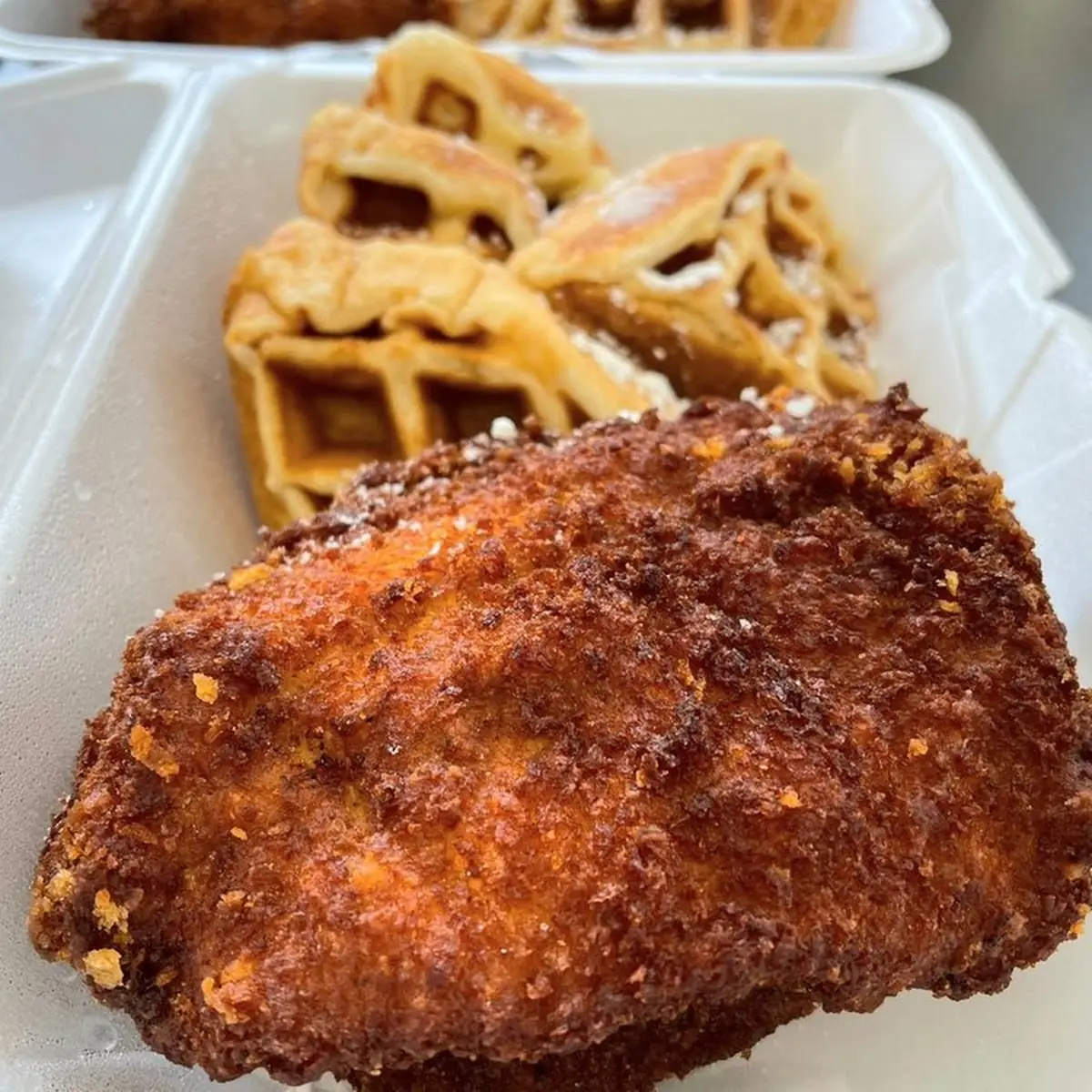 Crispy Chicken & Waffle