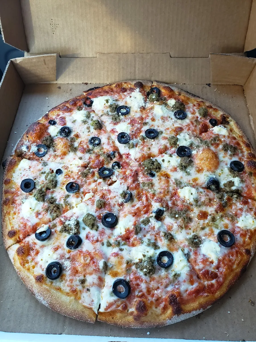 Ground Beef Ricotta and Black Olive Pizza