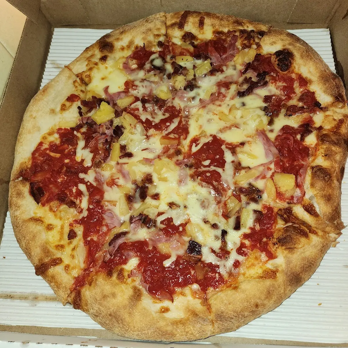 Hawaiian Pizza