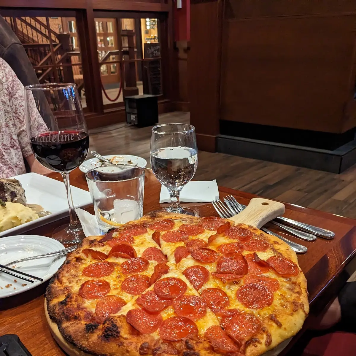 Pizza Margherita w Pepperoni