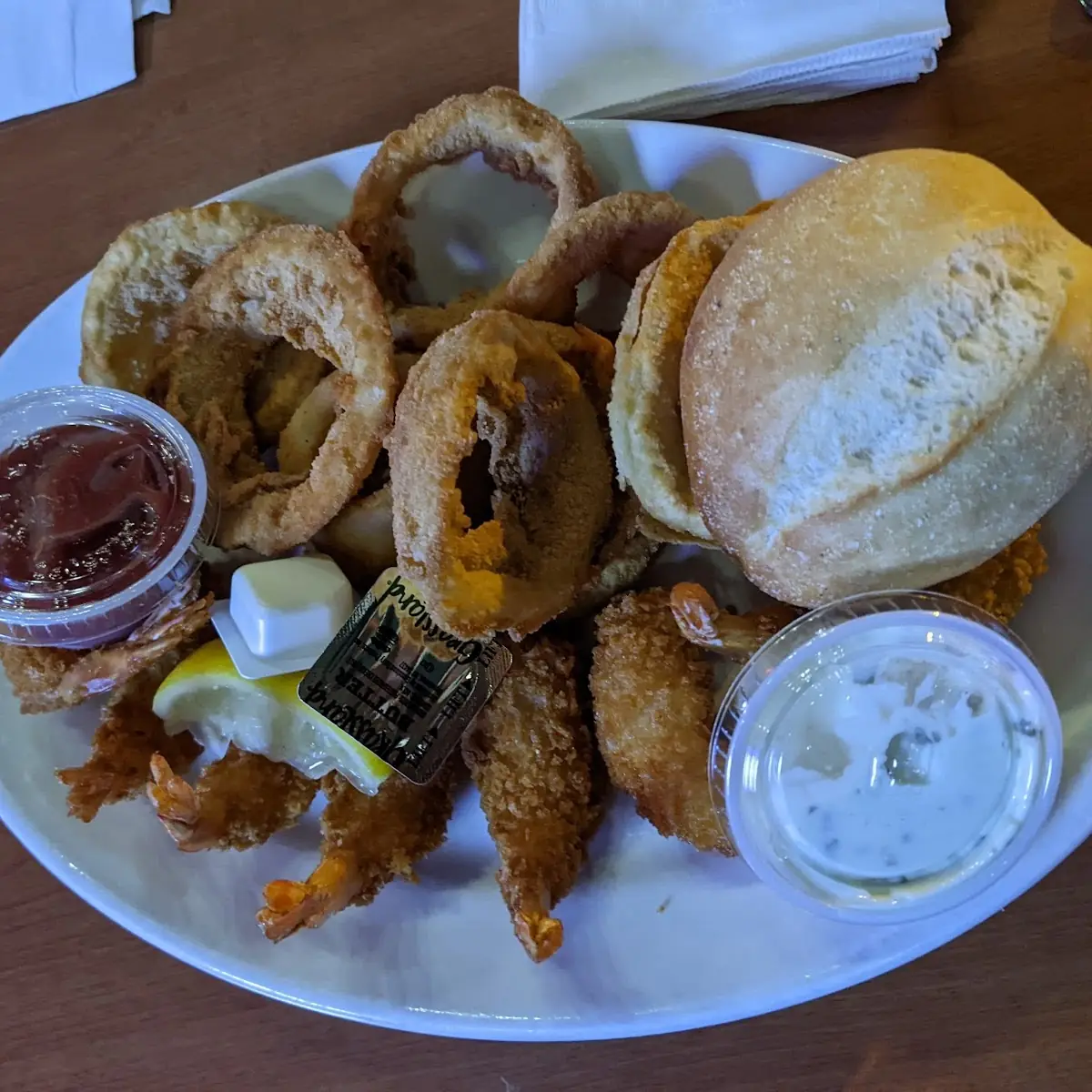 Fried Shrimp & Onion Rings