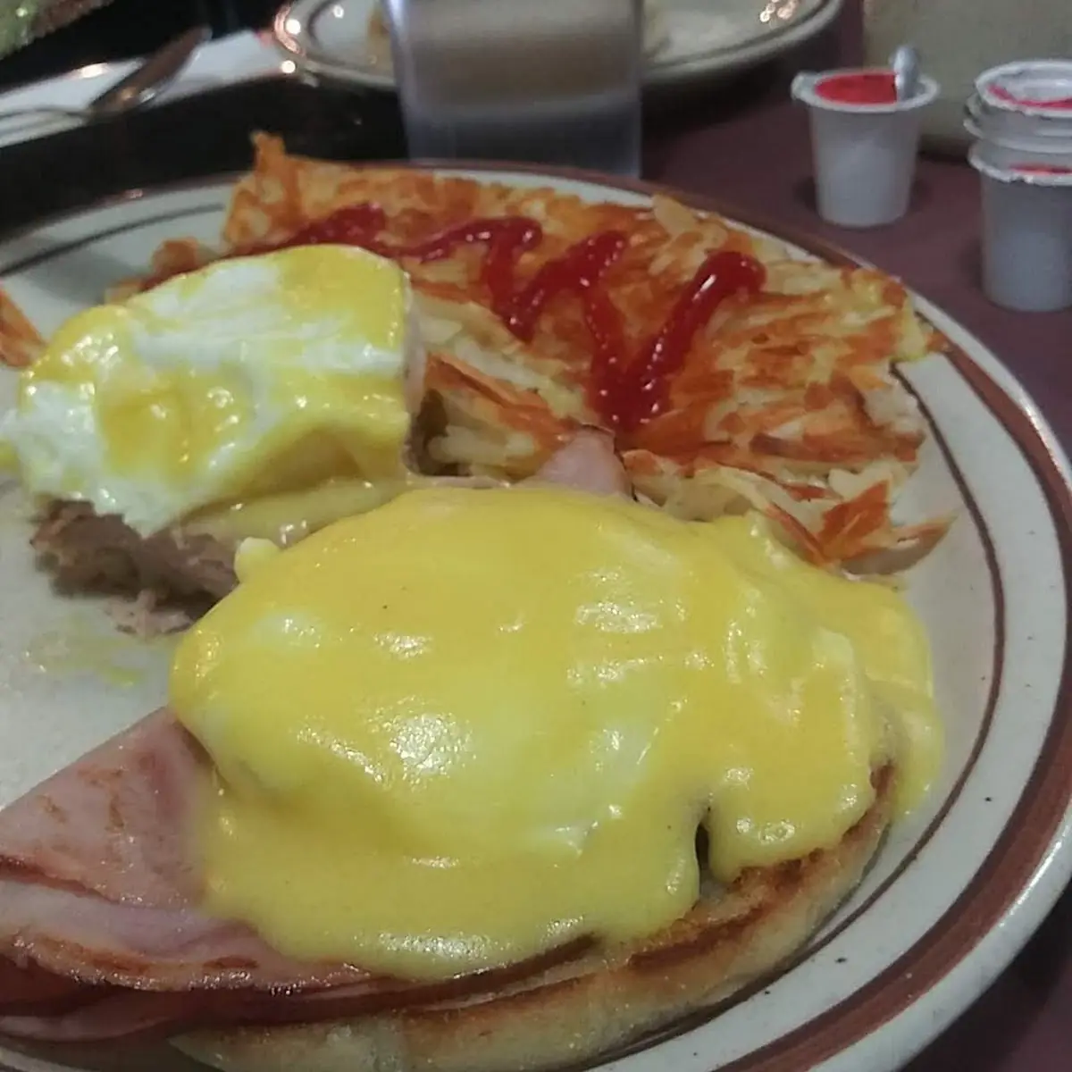 Eggs Benedict