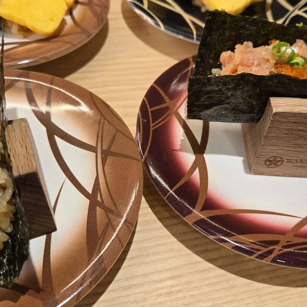 Poke Hand Roll