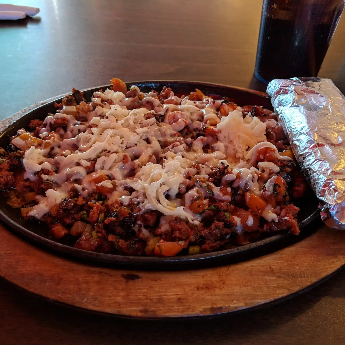 Queso Fundido Con Chorizo