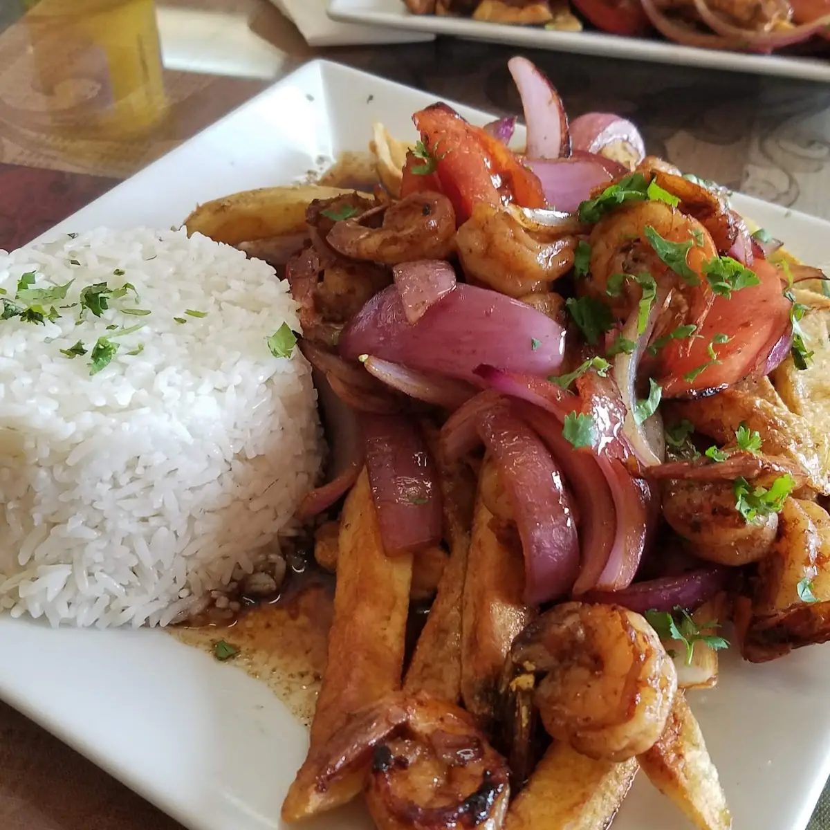 Lomo Saltado Mixto