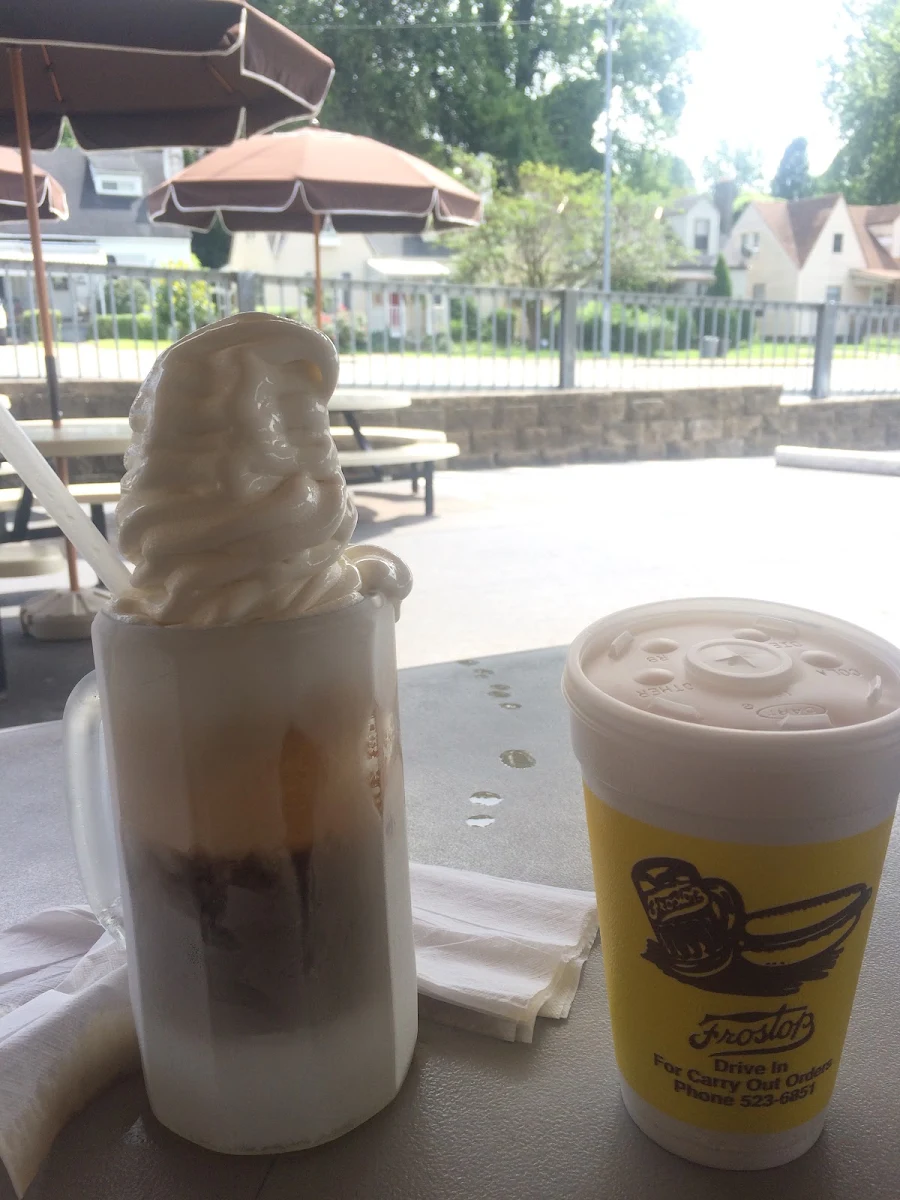 Frostop Root Beer Float