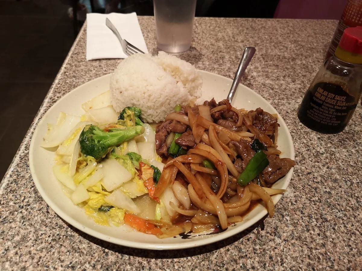 Stir Fried Beef, Wok Cafe