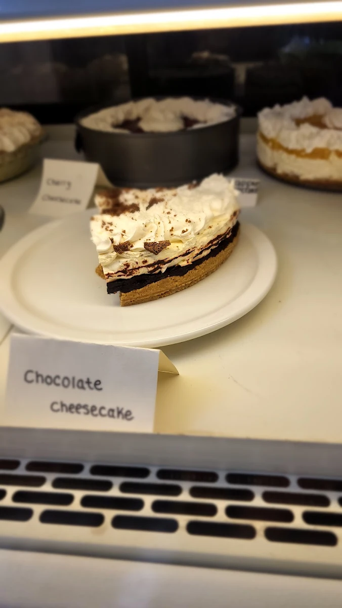 Chocolate Cheesecake Slice