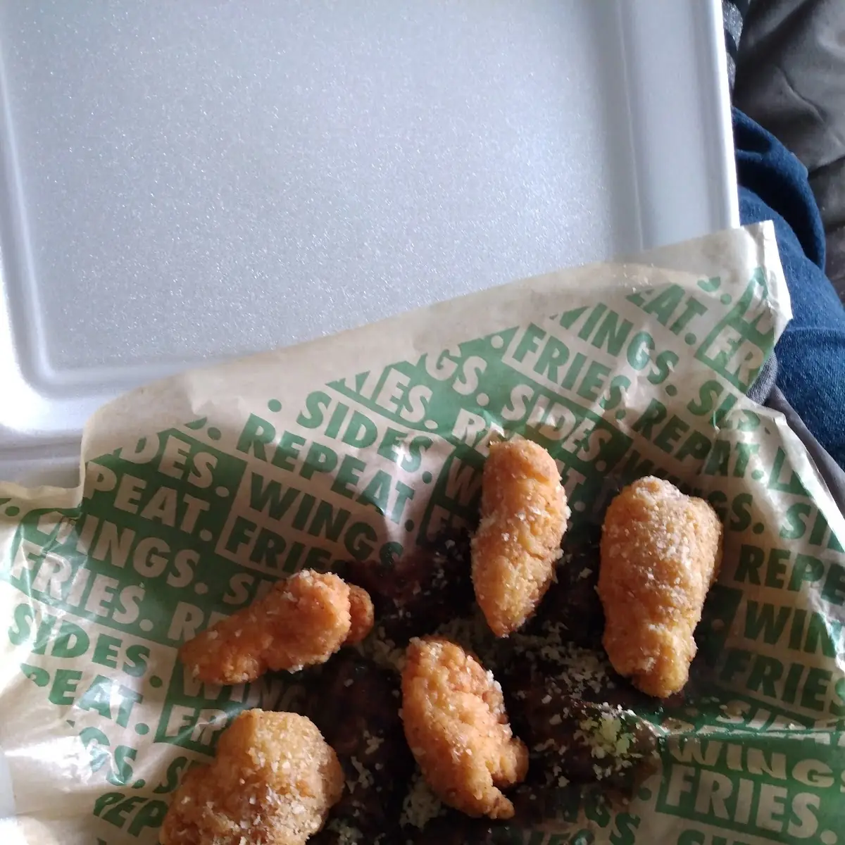 5pc Garlic Parm Boneless Chicken