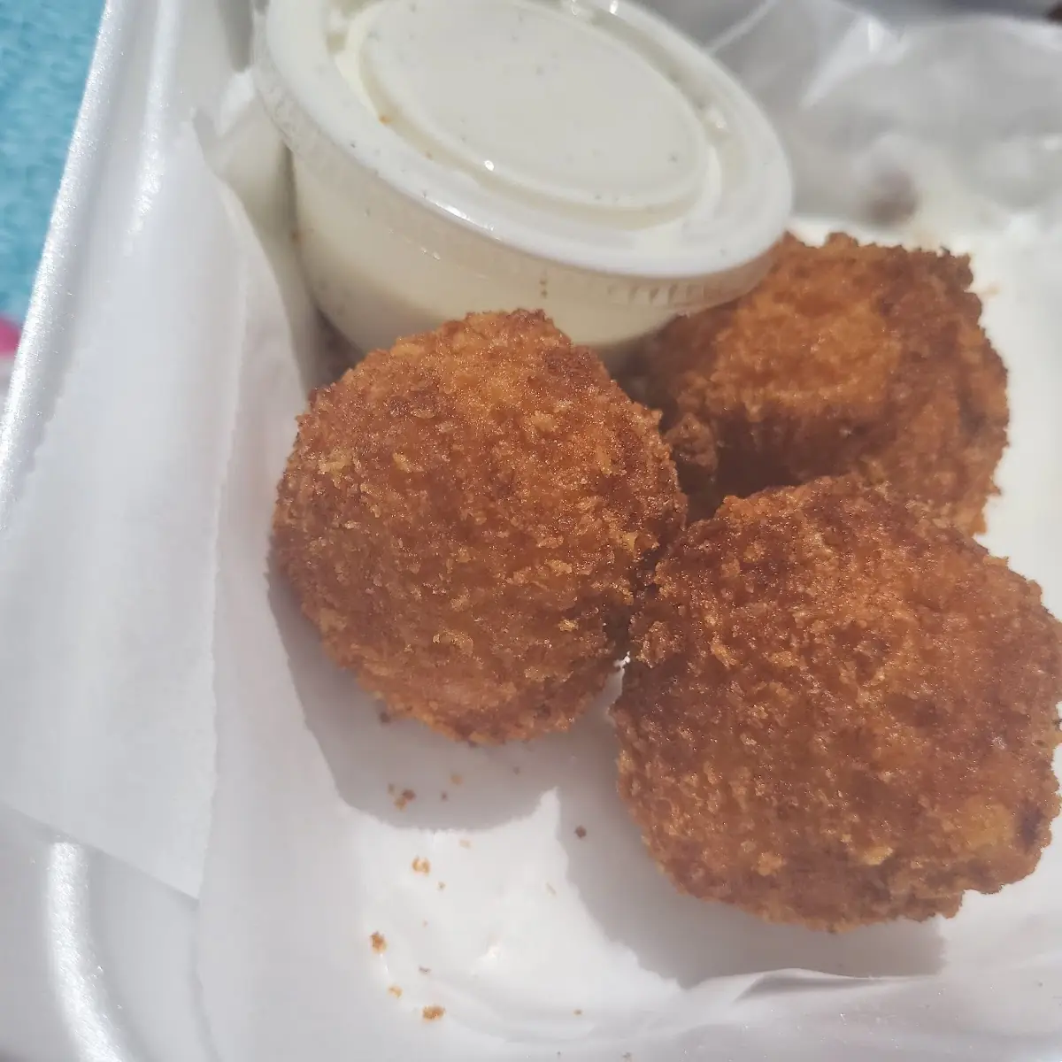 Fried Mac and Cheese Bites
