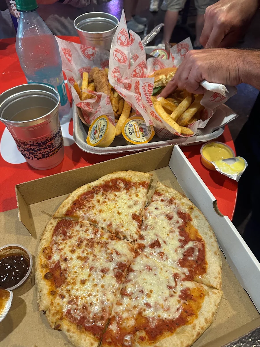 Pizza Margherita