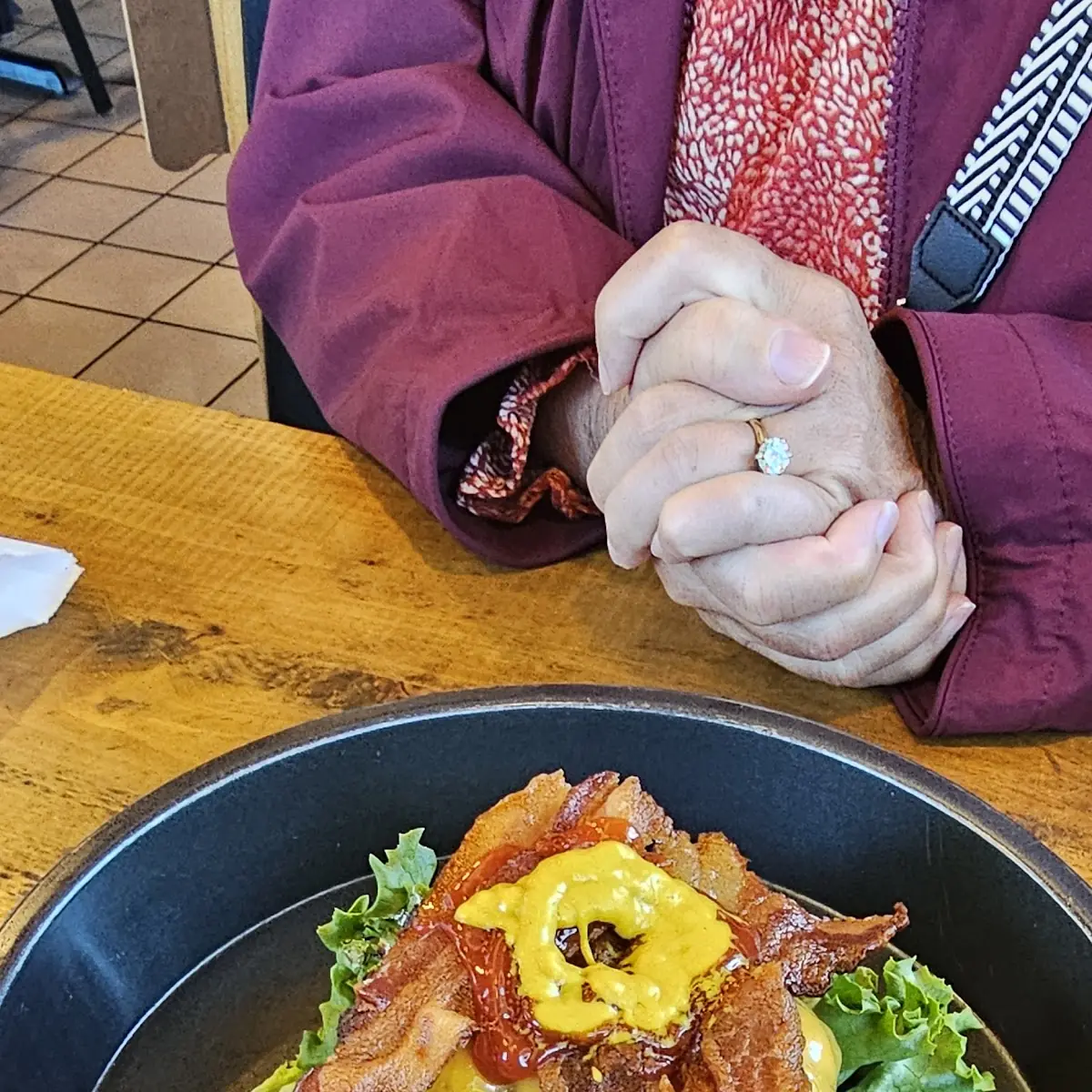 Vegan Bacon Cheeseburger