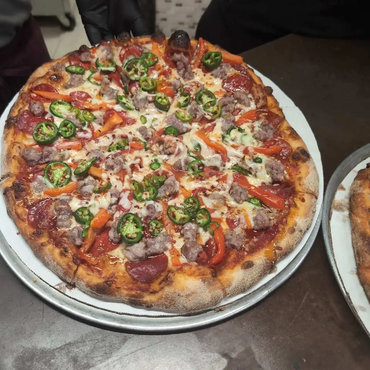 Deluxe Pizza