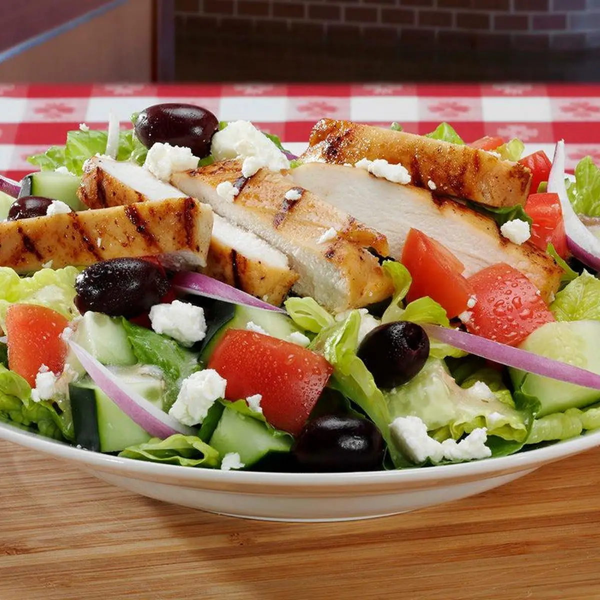 Greek Salad with Chicken