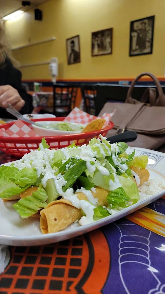 Tacos Dorados