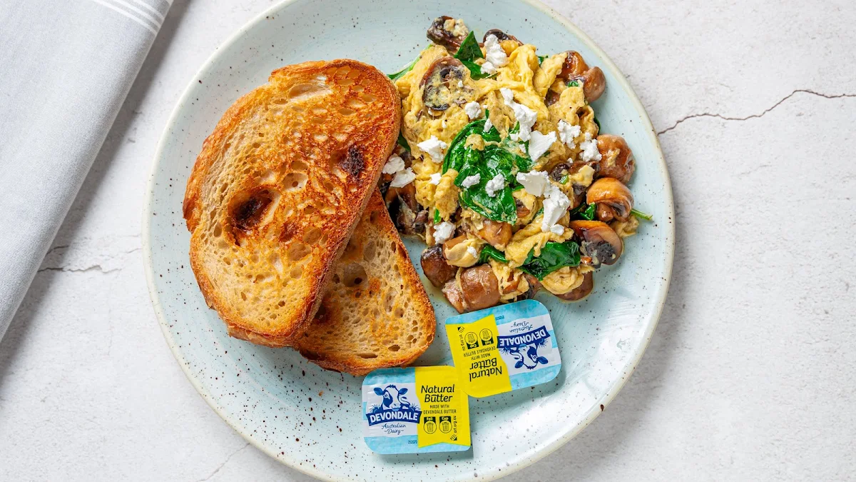 Feta Scrambled Eggs, Le Monde Cafe