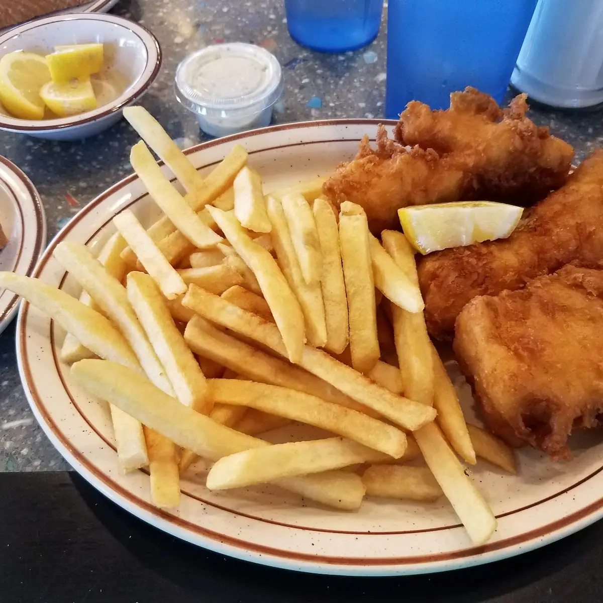 Kids' Fish & Chips 2 Pieces