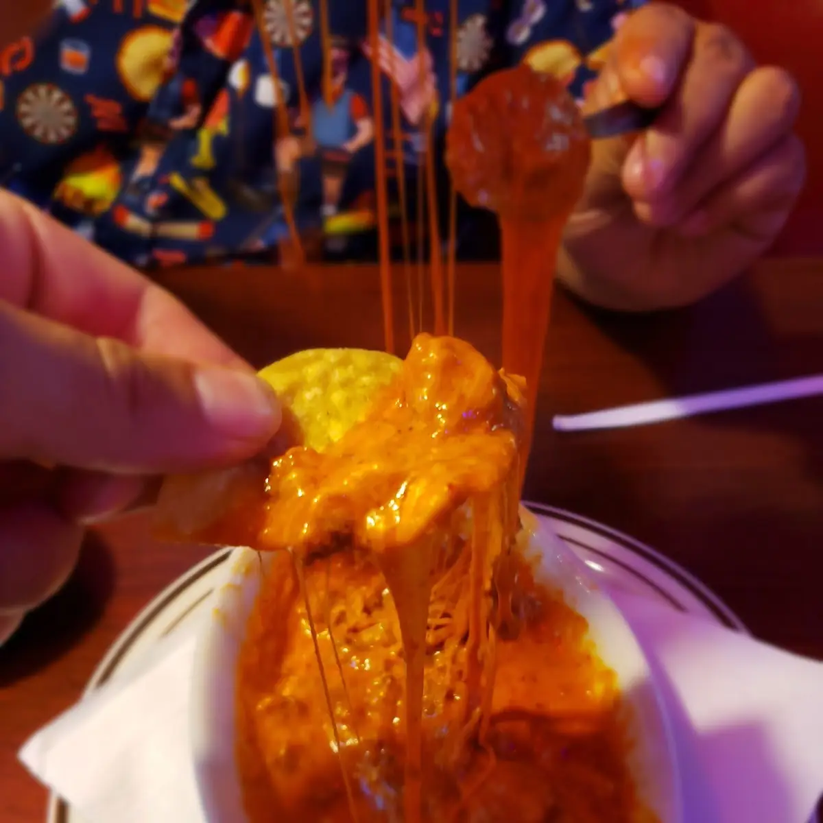 Queso Fundido Con Chorizo