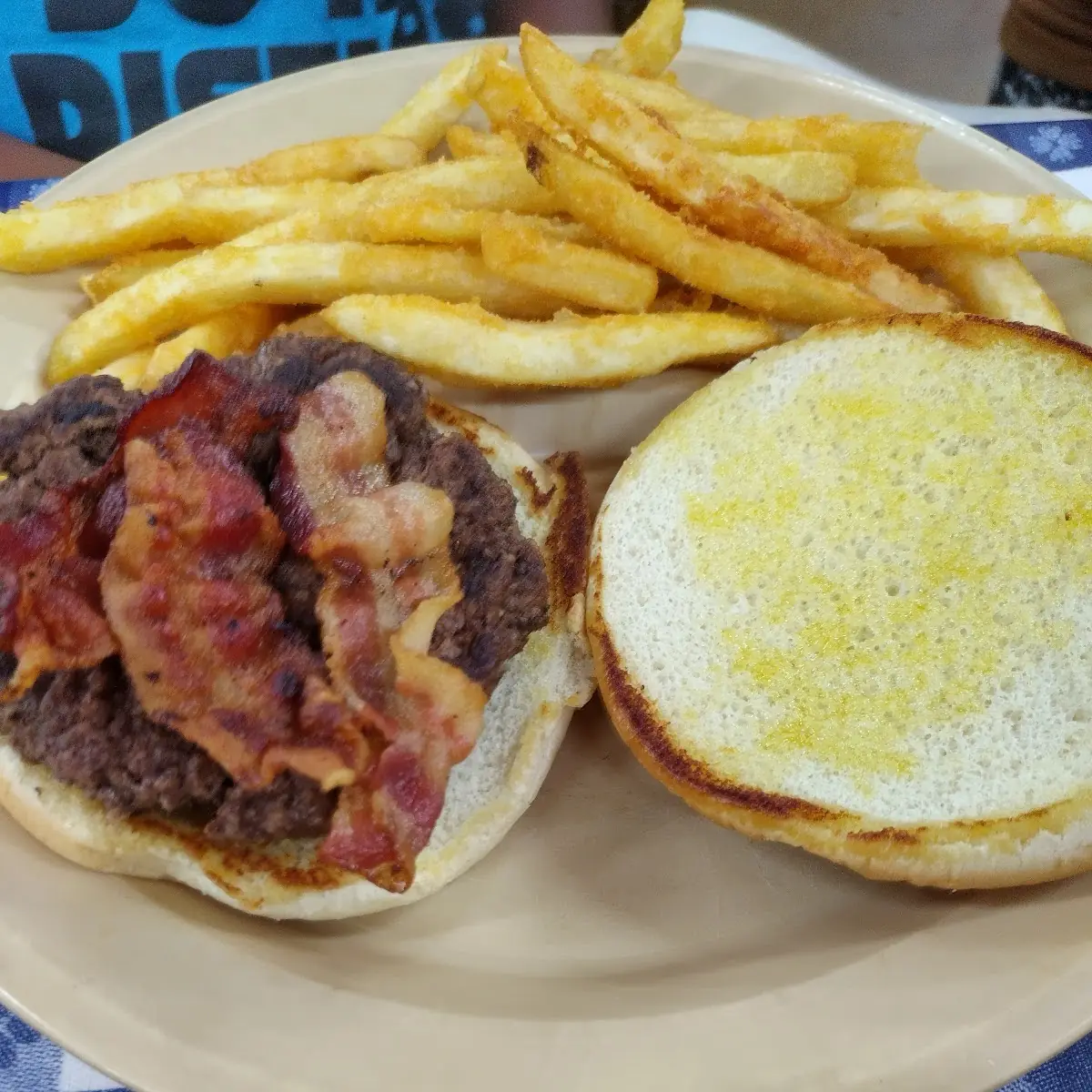 Bacon Cheeseburger