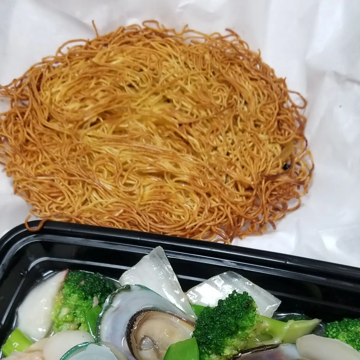 Pan Fried Noodles Houes
