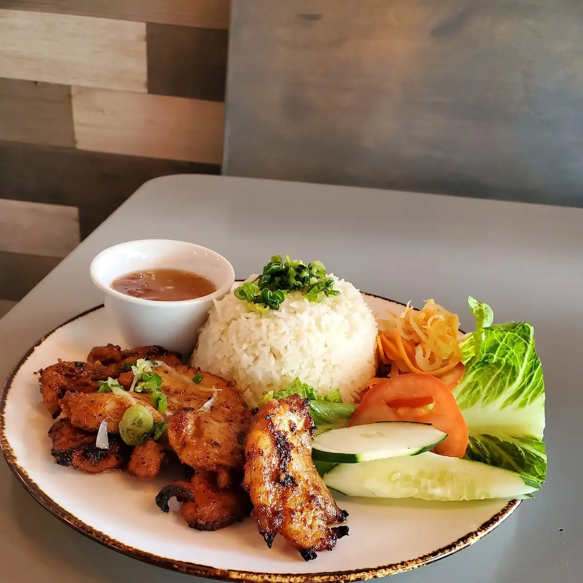 v2 LH Vermicelli Platter