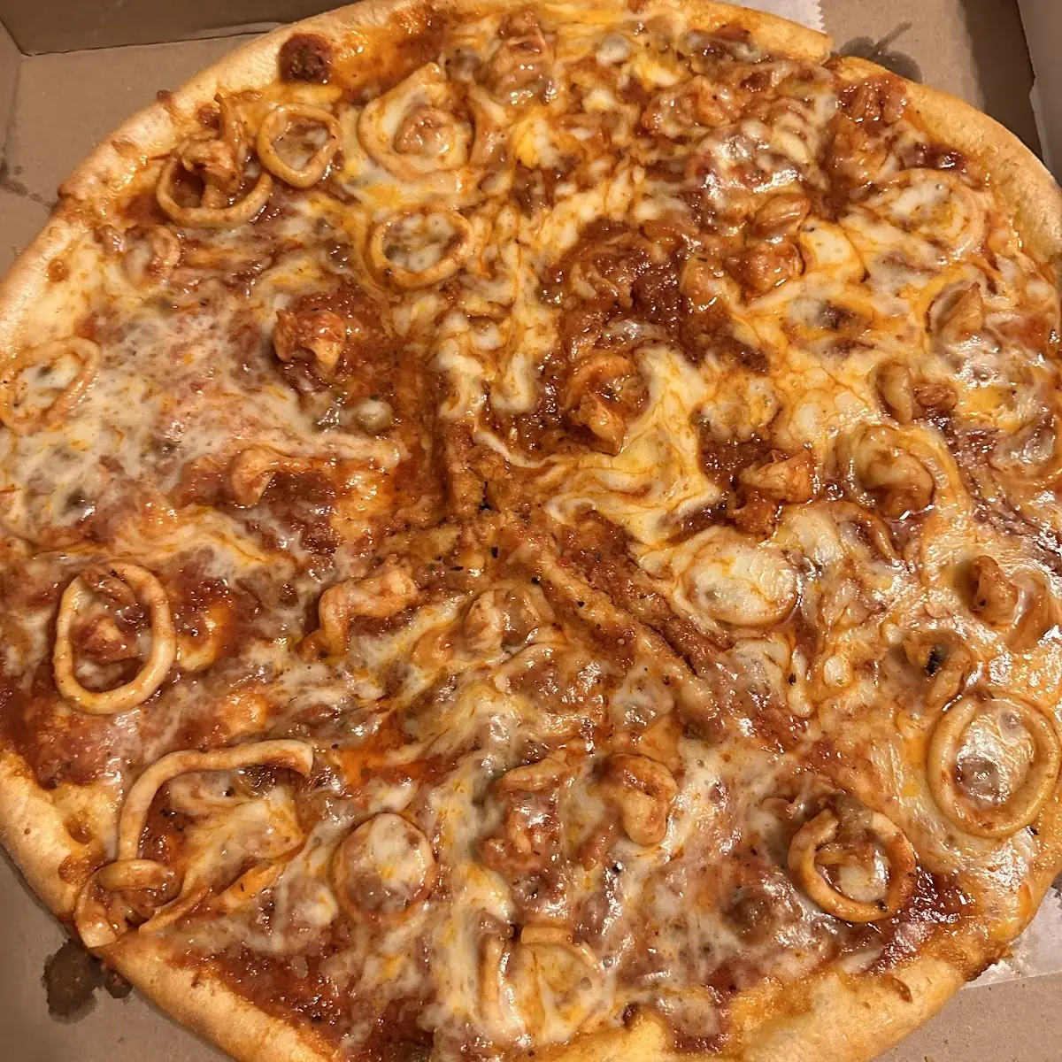 Seafood Pizza