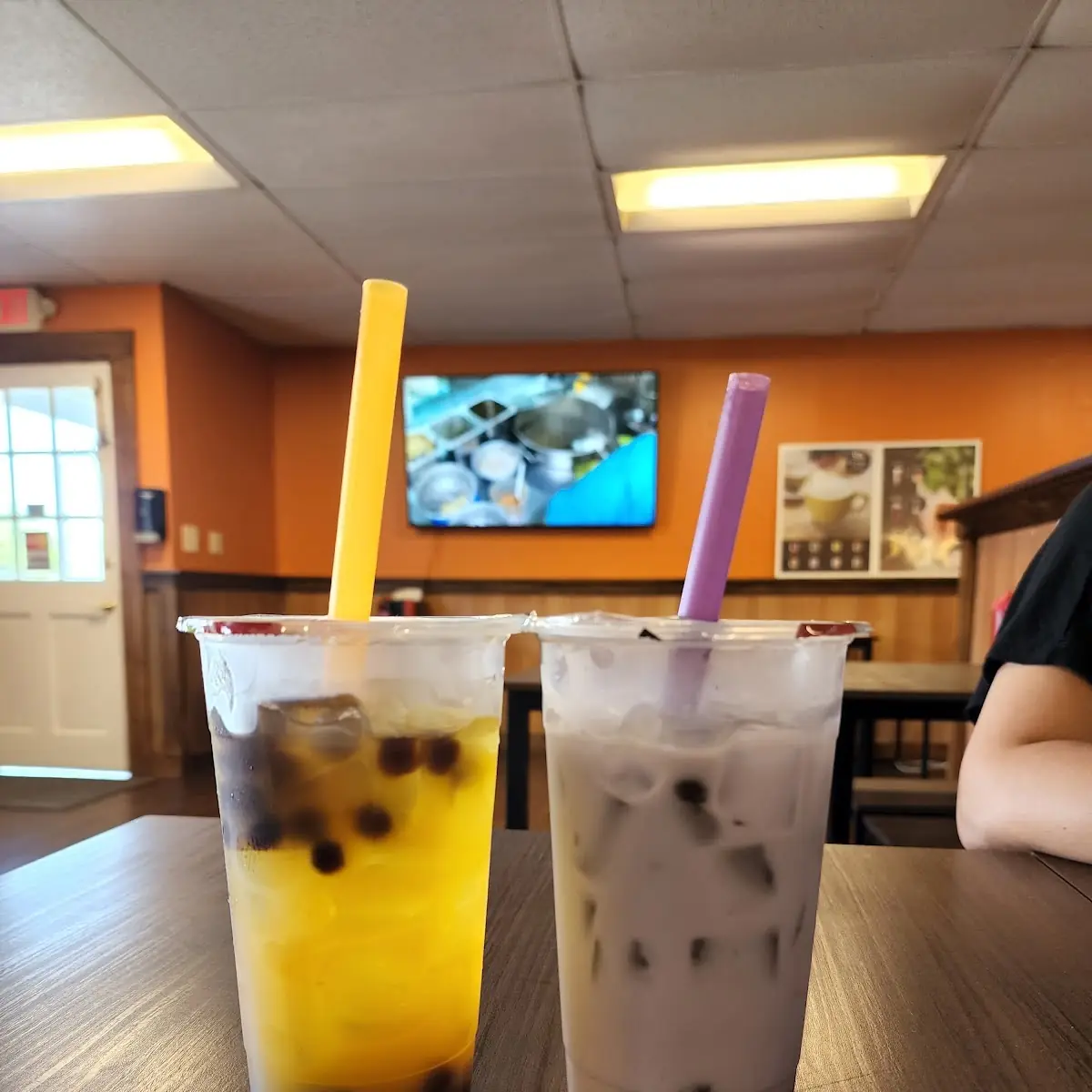 Mango Bubble Tea Taro Bubble Tea