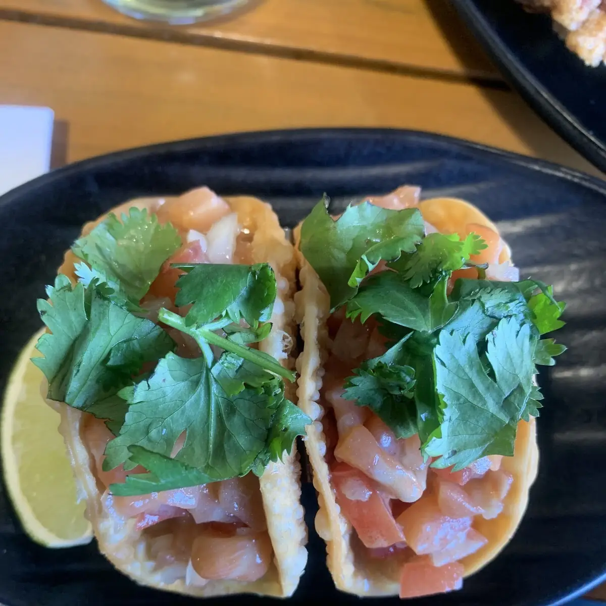 Salmon Poke Tacos 2 pcs