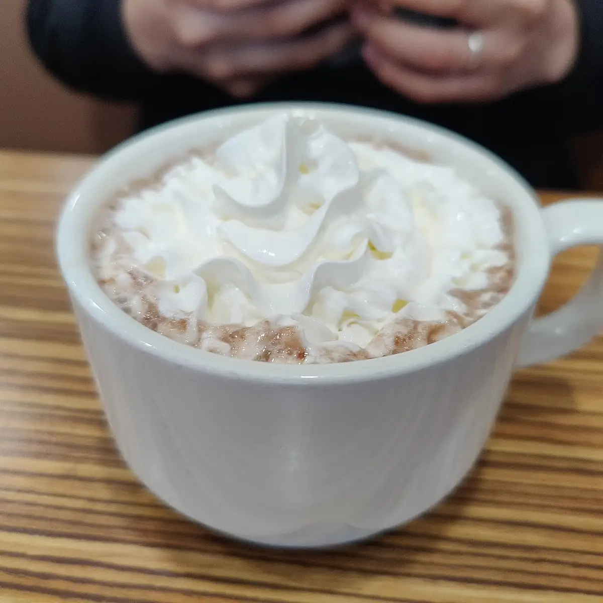 Coffee & Hot Chocolate Caliente