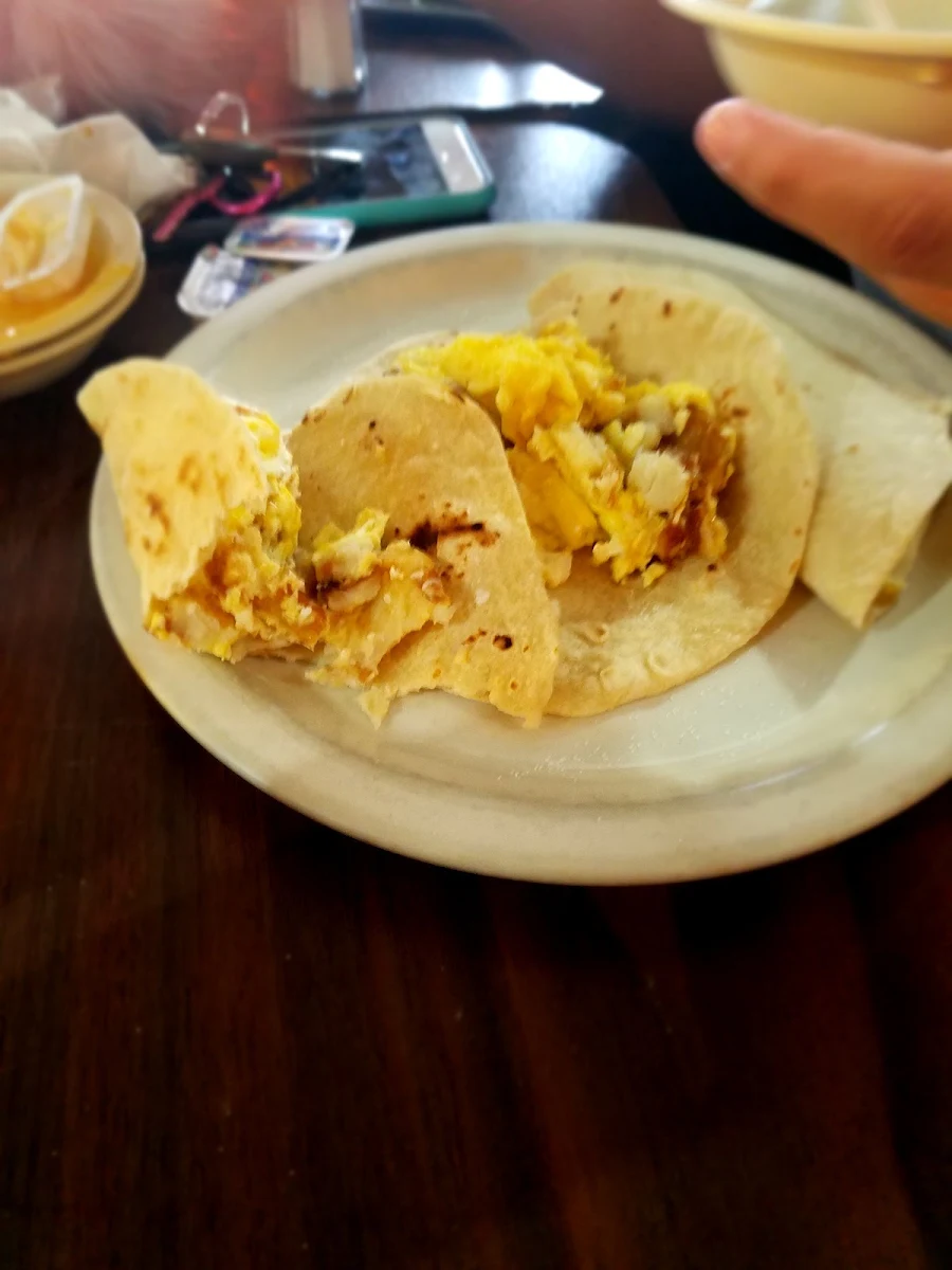 Bacon N Egg Tacos