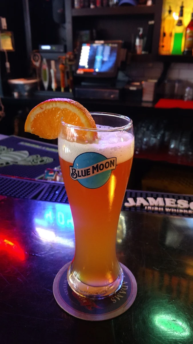 Blue Moon Belgian White